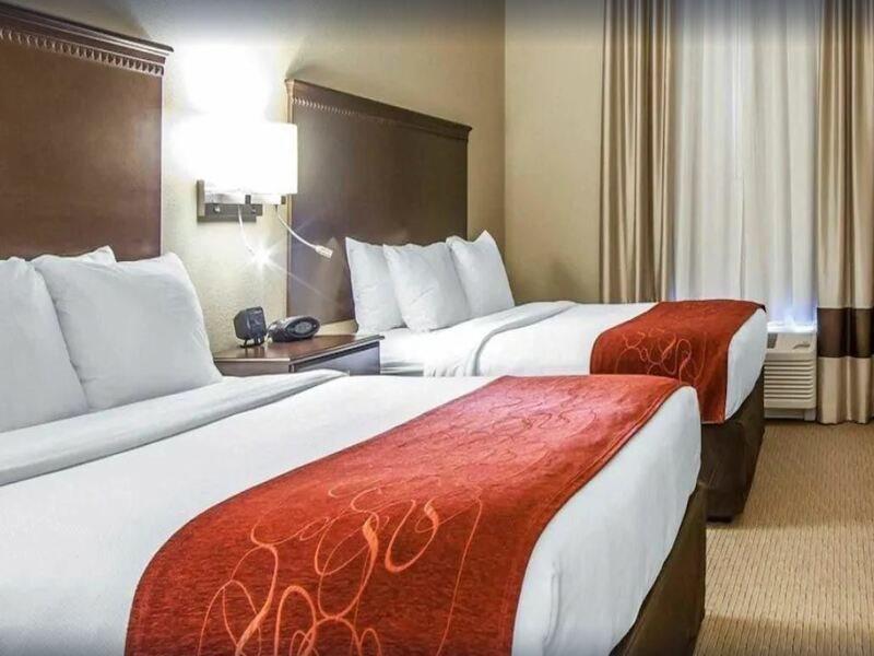 คอมฟอร์ต สวีท มาเรียตตา - พาร์คเกอร์เบิร์ก Hotel แมริเอ็ตตา ภายนอก รูปภาพ
