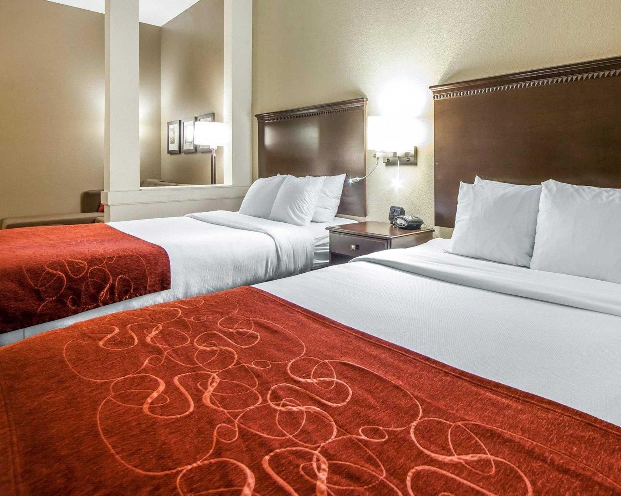คอมฟอร์ต สวีท มาเรียตตา - พาร์คเกอร์เบิร์ก Hotel แมริเอ็ตตา ภายนอก รูปภาพ