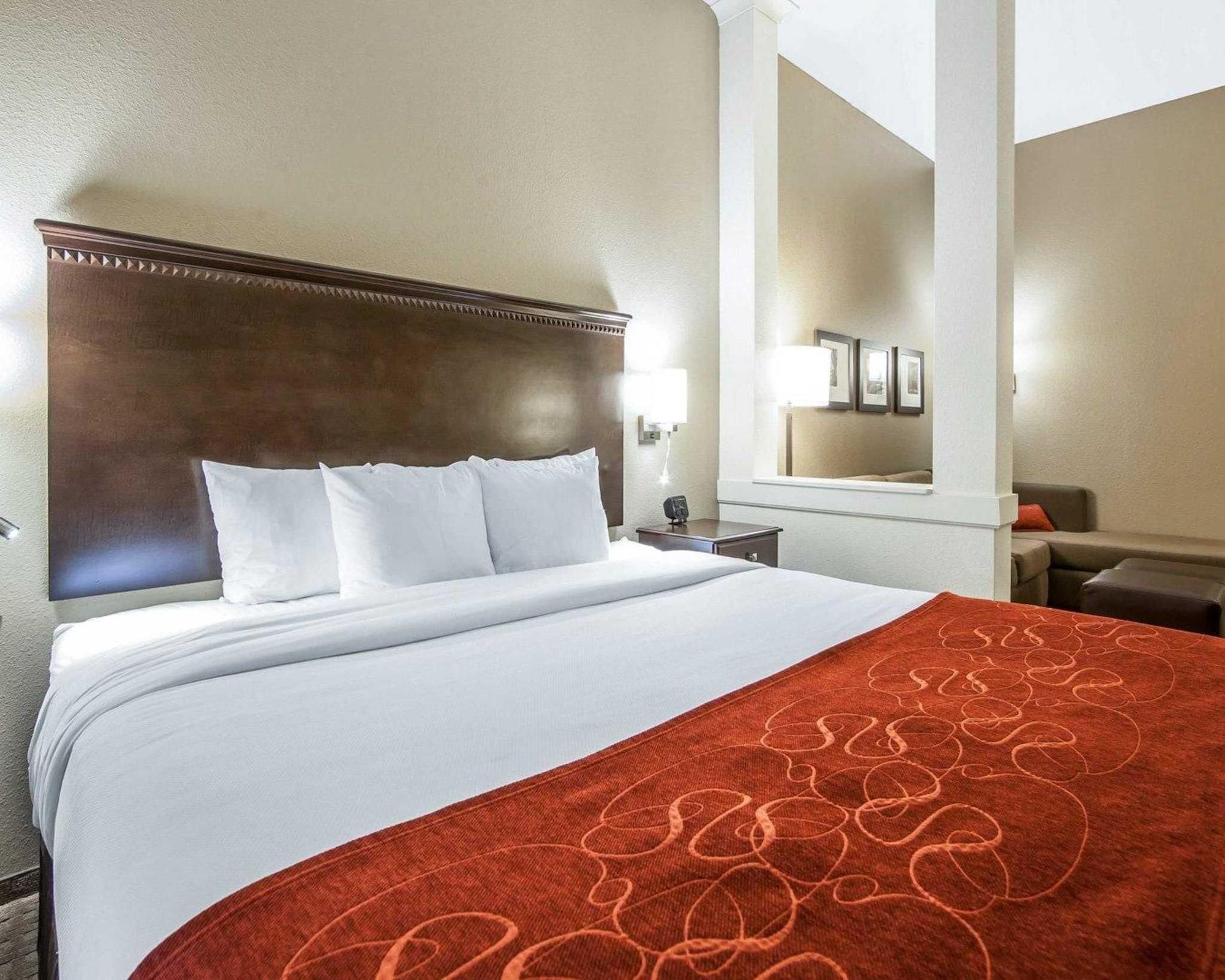 คอมฟอร์ต สวีท มาเรียตตา - พาร์คเกอร์เบิร์ก Hotel แมริเอ็ตตา ภายนอก รูปภาพ