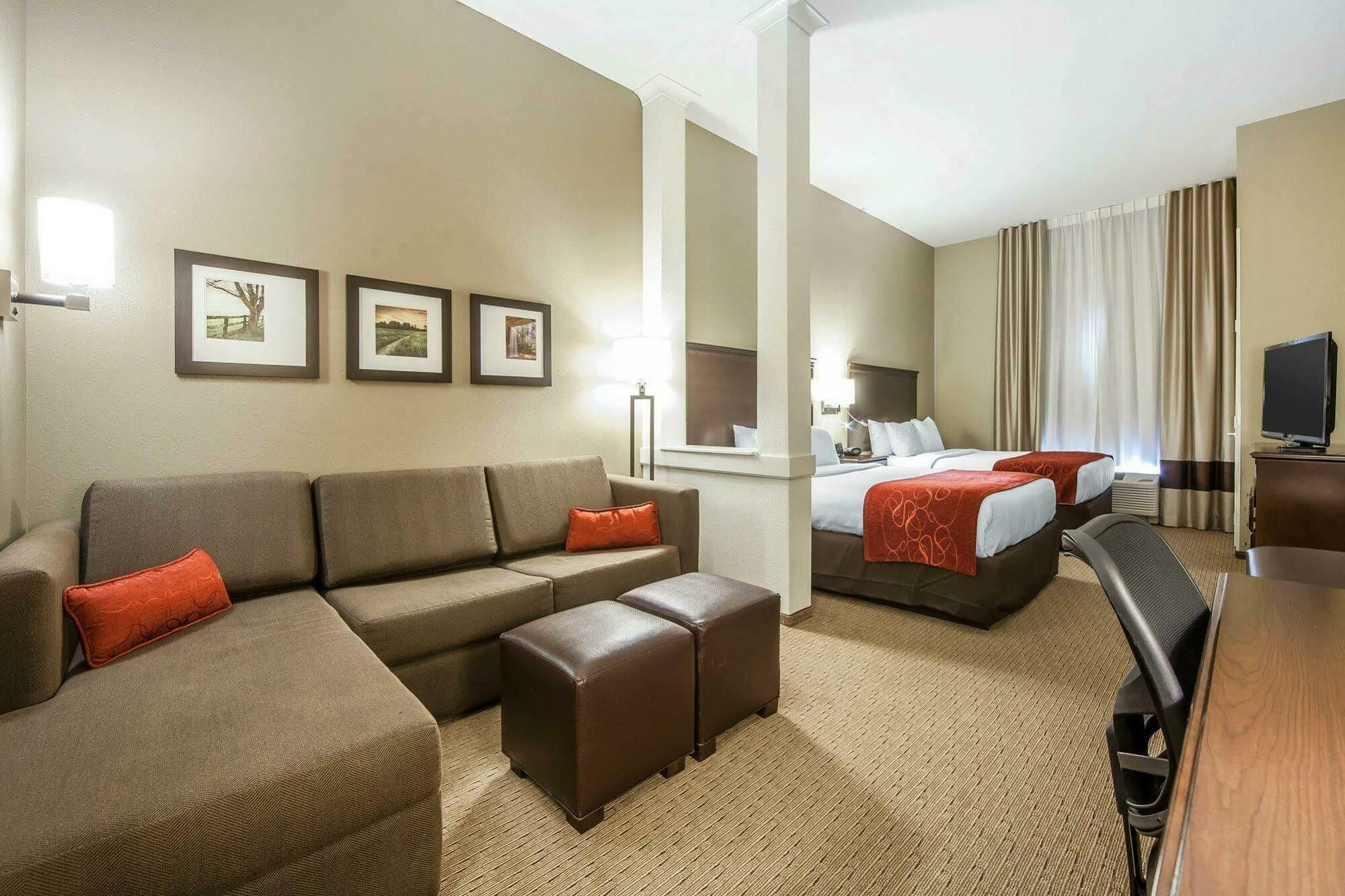 คอมฟอร์ต สวีท มาเรียตตา - พาร์คเกอร์เบิร์ก Hotel แมริเอ็ตตา ภายนอก รูปภาพ